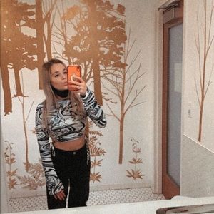 Meet your Posher, Lucy